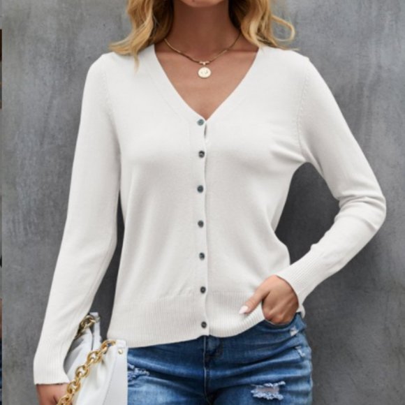 Coeur de Vague- White Button-Up V-Neck Cardigan XXL - Picture 3 of 4